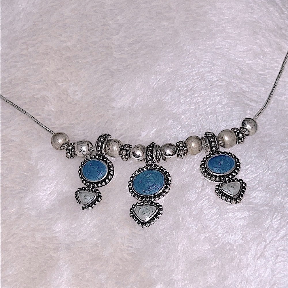 “K C” DESIGNS 💙 VTG 90’s SILVER/BLUE TRIO PENDANTS WITH BEAD SPACERS NECKLACE - Picture 5 of 9